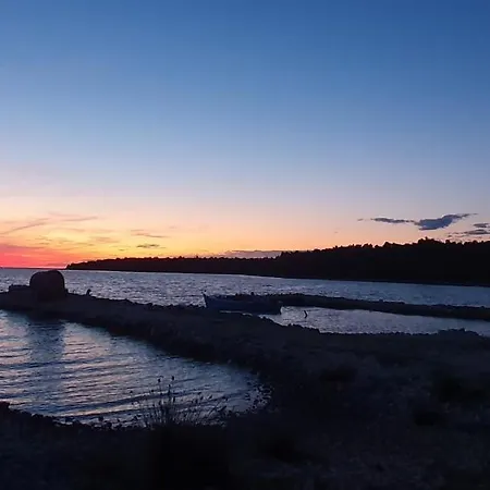 Sound Of The Sea Vrsi